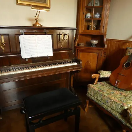 Le Tertre Bed & Breakfast 3*